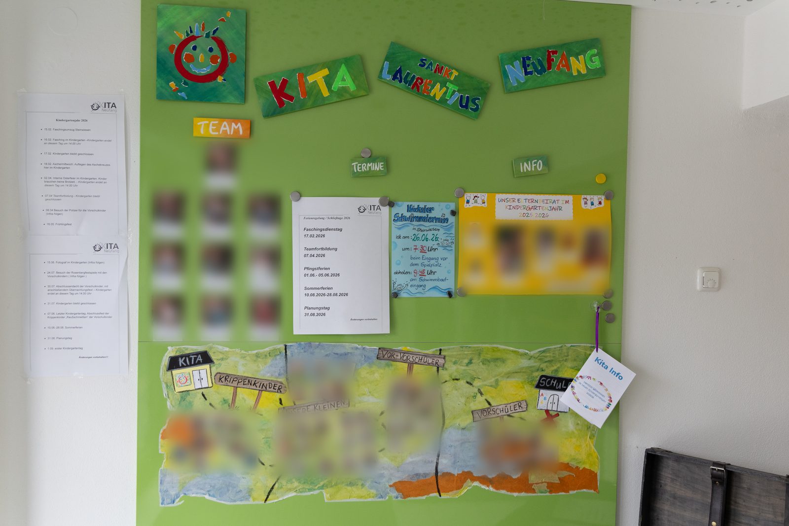 Infowand für Eltern